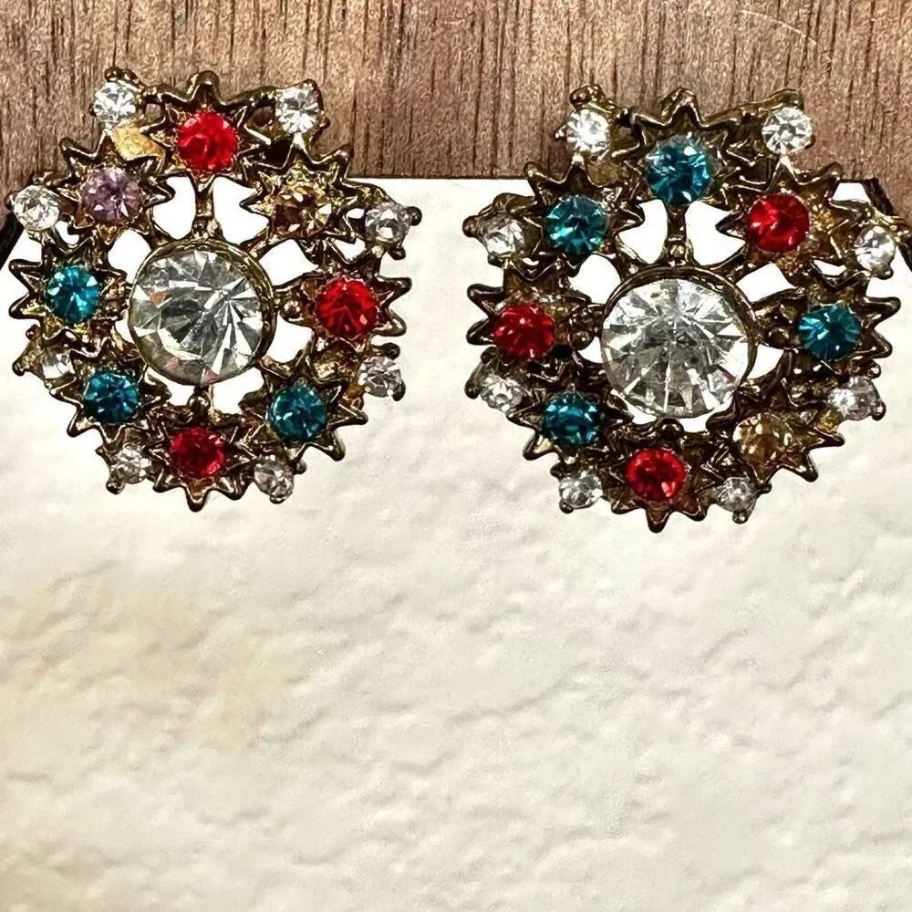 Gold tone  round rhinestone earrings